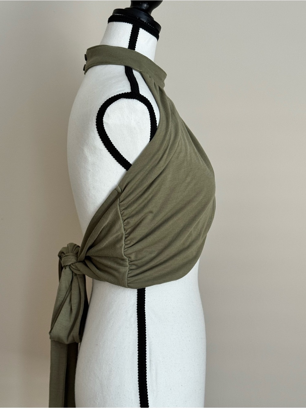 🔹 Cider Crosswrap Front Tie Back Halter Top in Green Size Small 2-6 - Picture 4 of 6